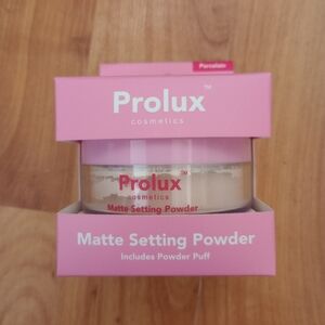 New Prolux Matte Setting Powder In Porcelain